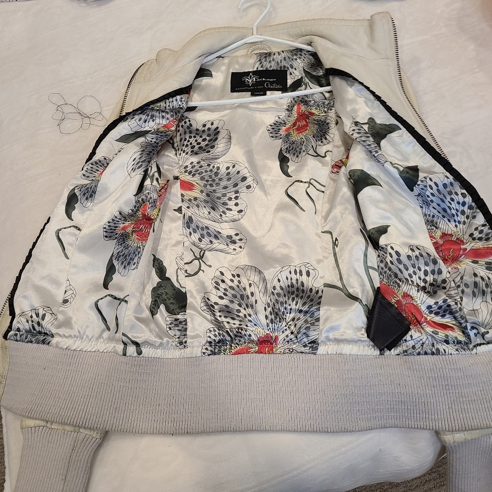 Mackage Jacket for Aritzia - Picture 11 of 17